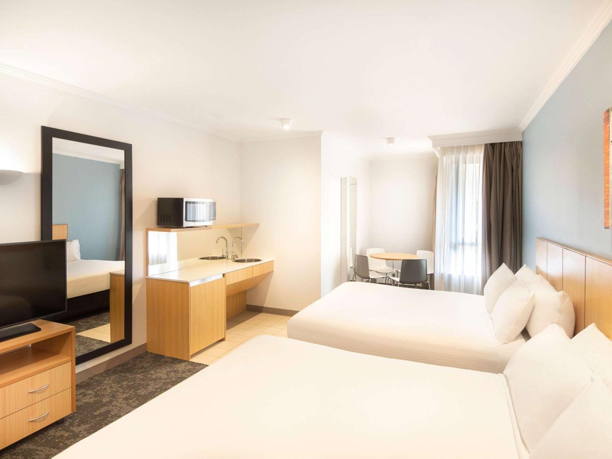Mercure Sydney Manly Warringah Buitenkant foto