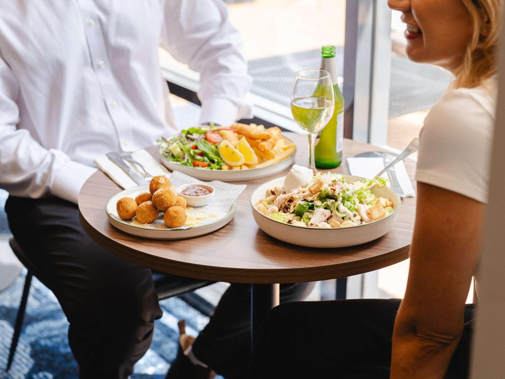 Mercure Sydney Manly Warringah Buitenkant foto